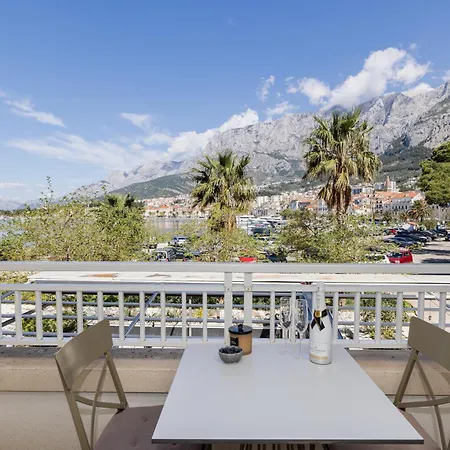 아파트 시티 베이 스튜디오 마카르스카