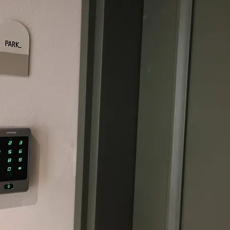 시티 베이 스튜디오 아파트 마카르스카