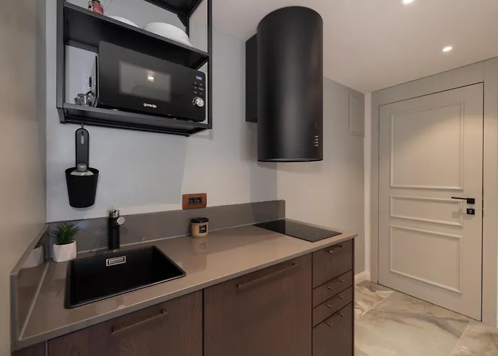 Bay Μακάρσκα