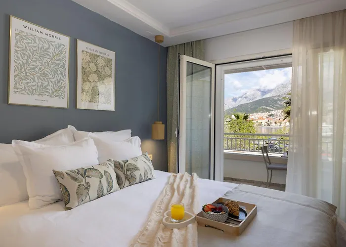 Bay Μακάρσκα