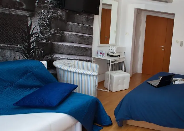 Διαμέρισμα Bay *