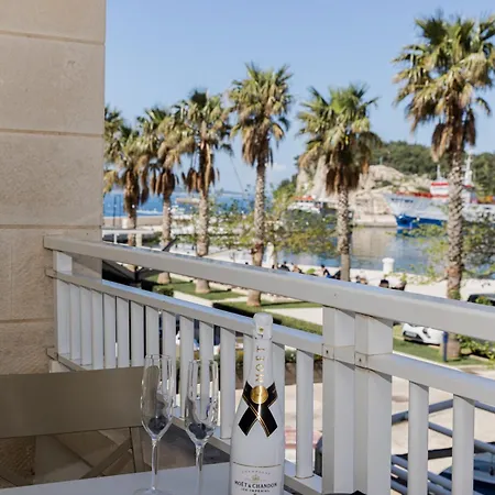 City Bay Studios Апартаменты